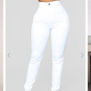 Super High Wasted White Jeans NEW